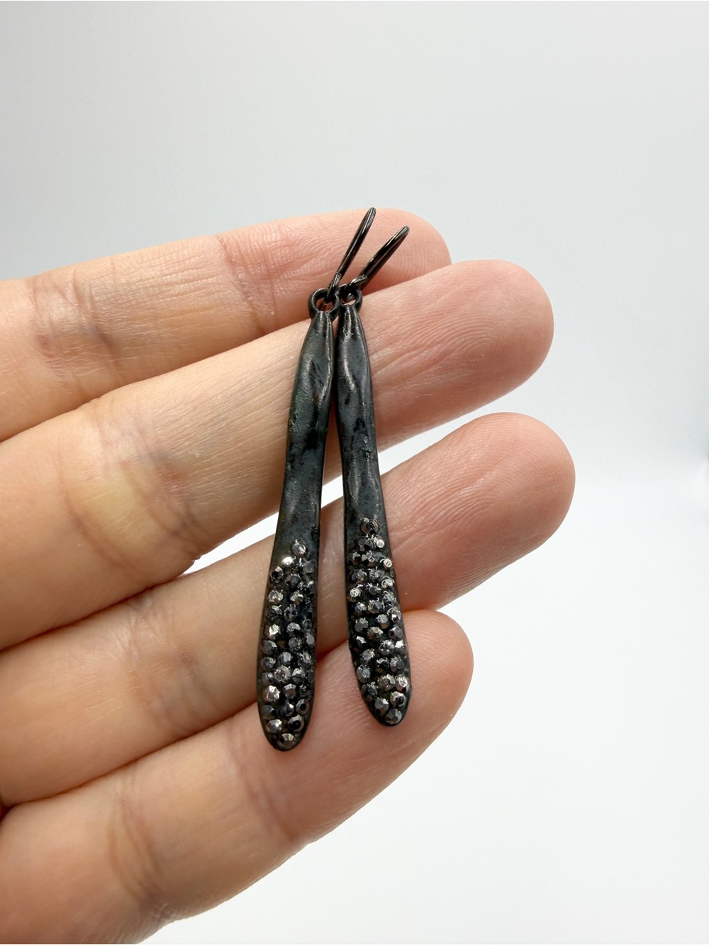 Vintage Black Rhinestone Long Dangle Earrings – Oxidized Metal Drop